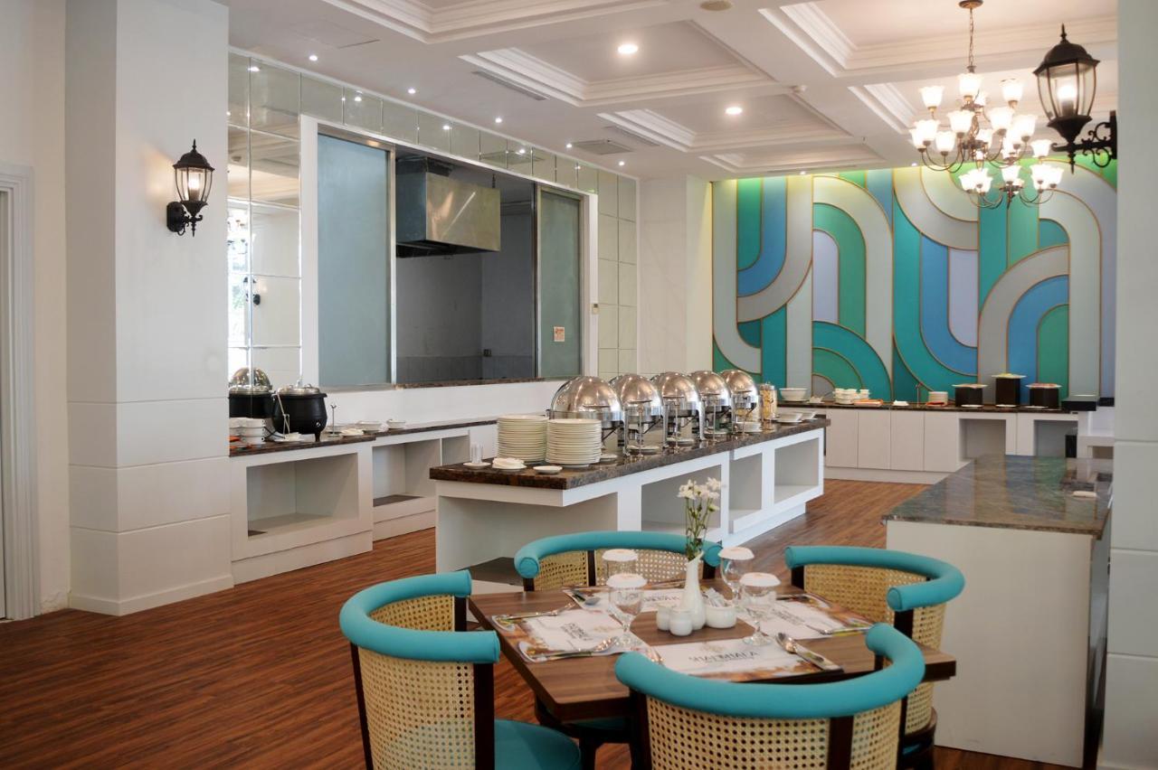 Cavinton Hotel Malioboro Yogyakarta By Tritama Hospitality Экстерьер фото